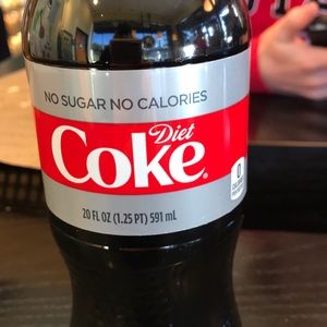 Meet your Posher, Suzanne